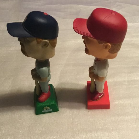 Set of 2 MLB Mark McGuire St. Louis Cardinals bobbleheads - 1999 & 2001 - Picture 8 of 10